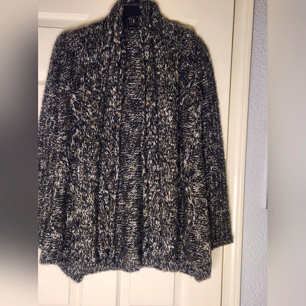 LaModeEstaVous 1/S BlackWhite Lngslv CableKnit WOOLMOHAIRBlend WomenOpenCardigan